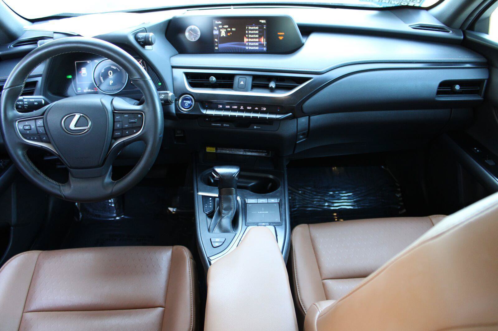 lexus ux hybrid 2022 JTHX9JBH7N2055990 image lexus ux hybrid 2022 JTHX9JBH7N2055990 image